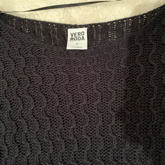 Mendocino Black Squiggle-knit Pattern Sweater - Picture 3 of 3